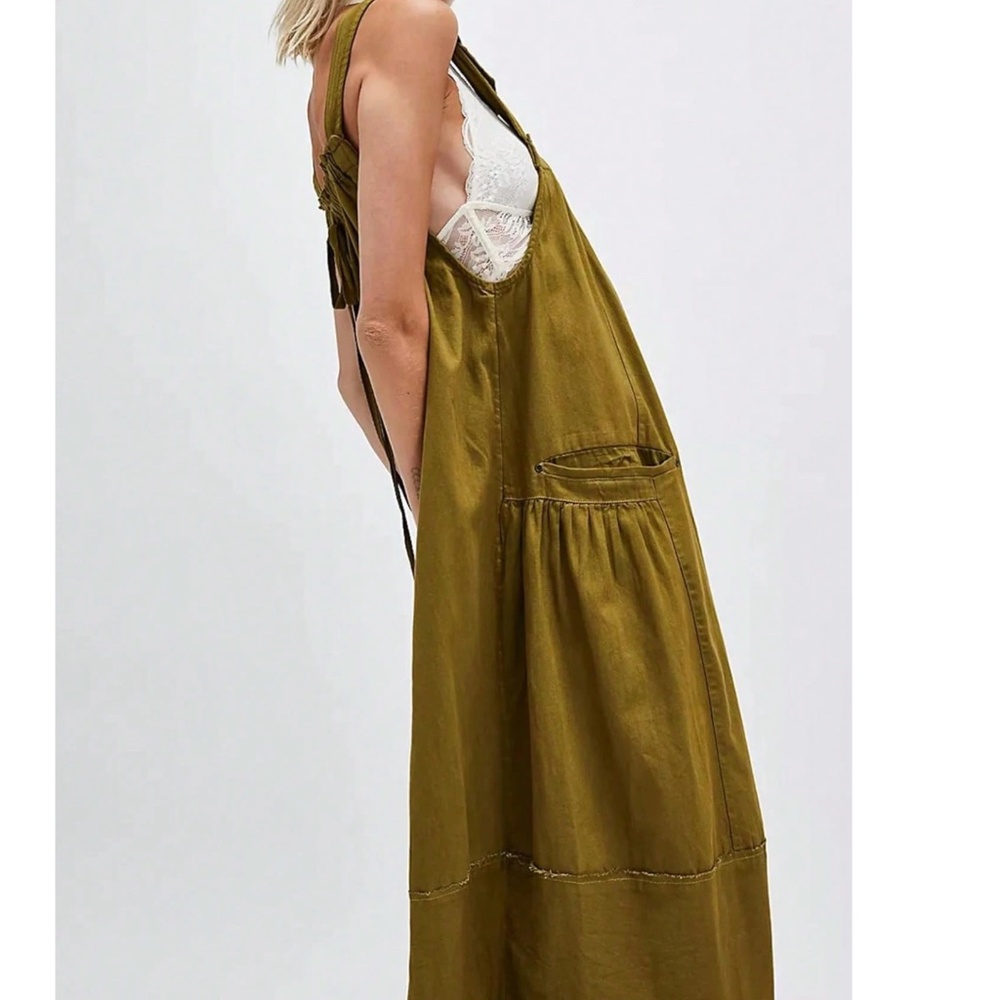Solid Reverse Stitch Tie Back Minimalist Dress - Picture 10 of 10
